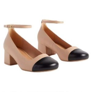 Torrid Womens Ankle Strap Block Heel Pumps Beige Black Cap Round Toe Size 10.5WW